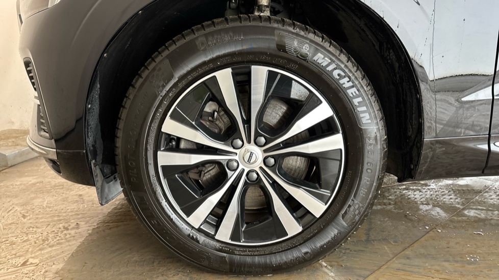 VOLVO XC60 Image 17
