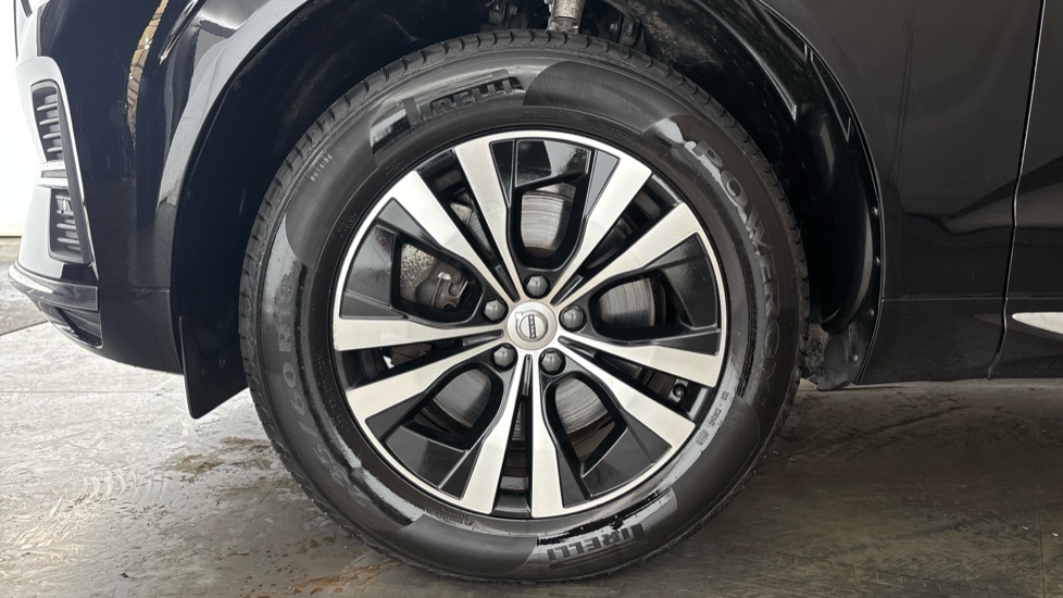 VOLVO XC60 Image 17