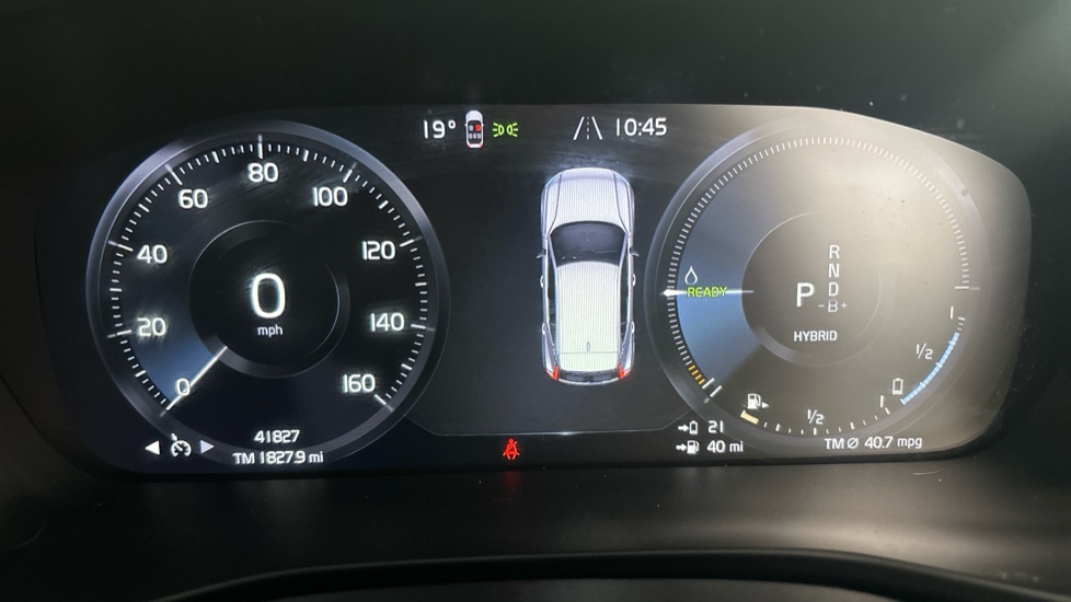 VOLVO XC40 Image 13