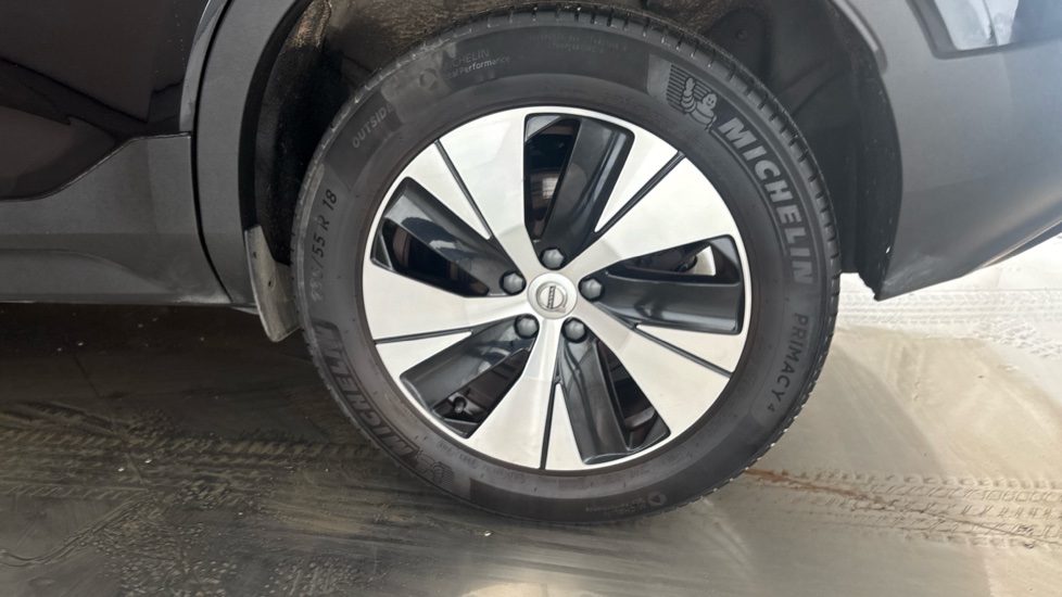 VOLVO XC40 Image 18