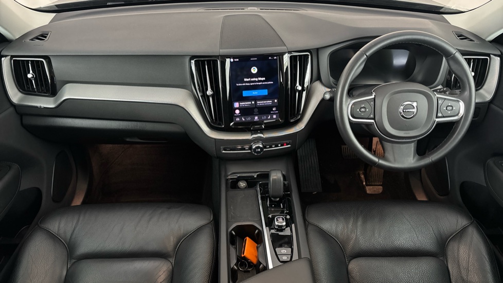 VOLVO XC60 Image 11