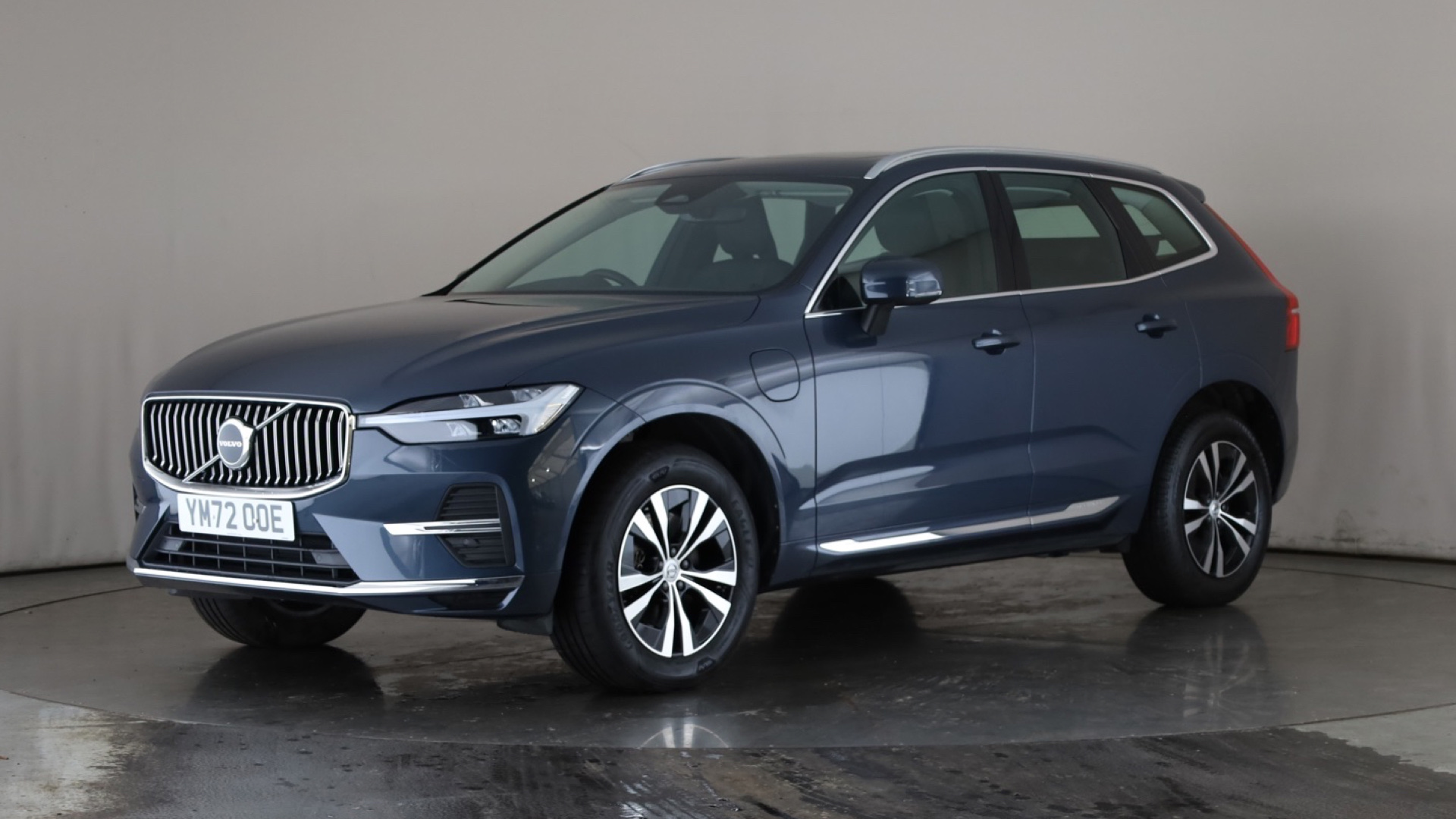 2.0 T6 [350] RC PHEV Core Bright 5dr AWD Gtron