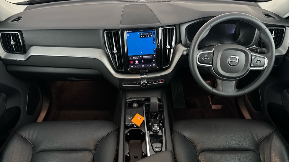 VOLVO XC60 Image 11