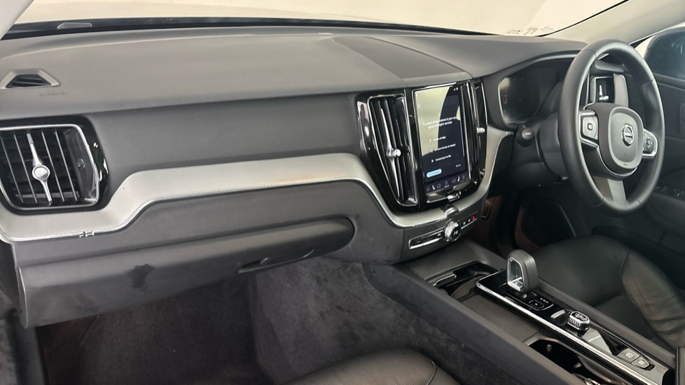 VOLVO XC60 Image 10