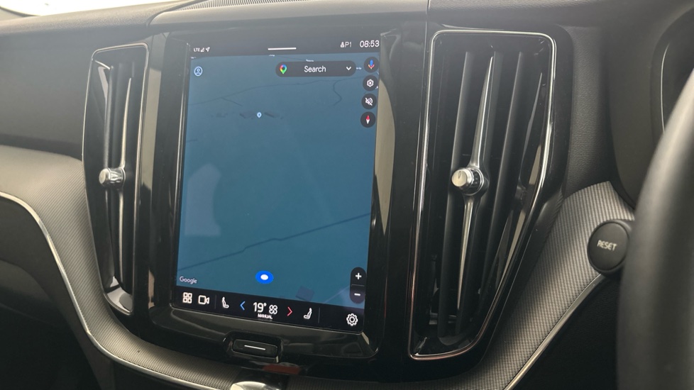 VOLVO XC60 Image 12