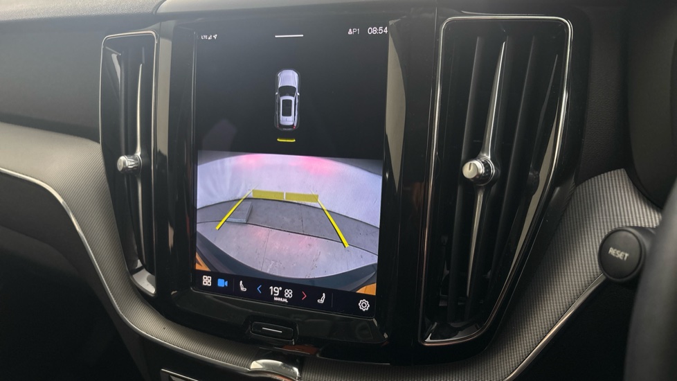 VOLVO XC60 reverse camera