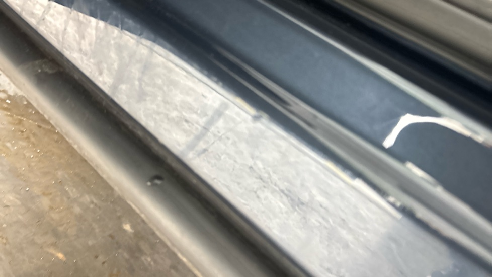 VOLVO XC60 scratches