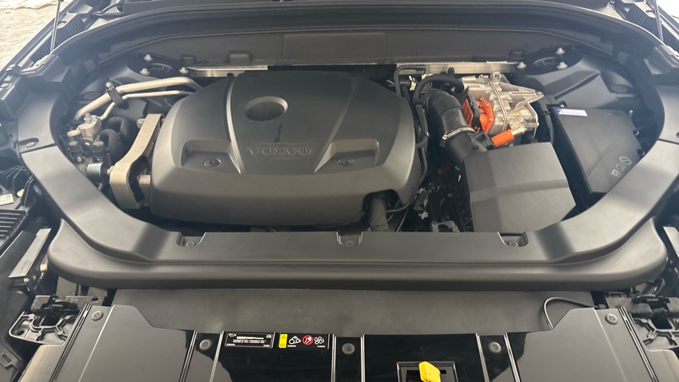 VOLVO XC60 Image 16
