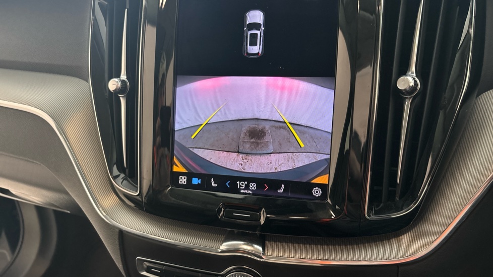 VOLVO XC60 reverse camera