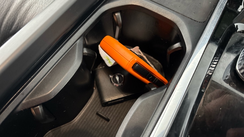 VOLVO XC60 2 keys
