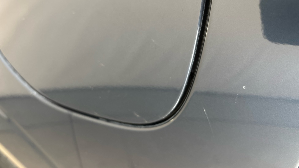 VOLVO XC60 scratches and chips