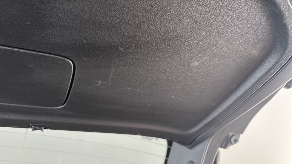 VOLVO XC60 scuff