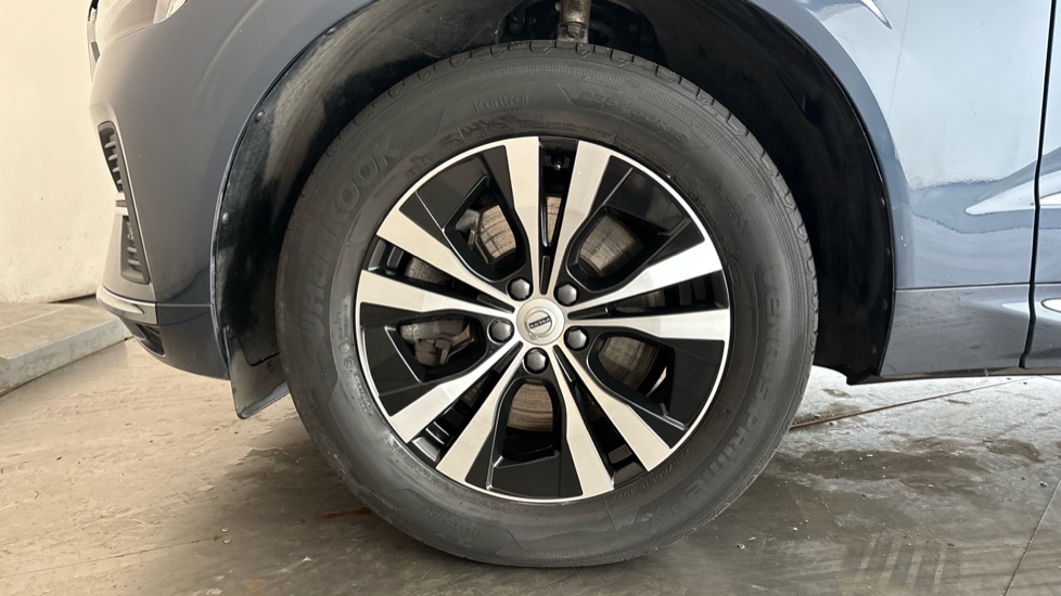 VOLVO XC60 Image 17