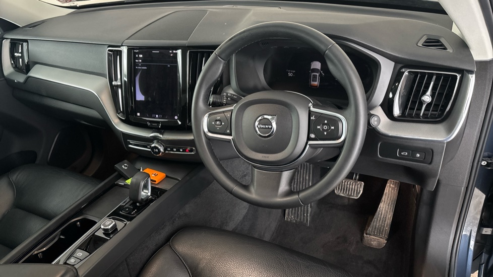 VOLVO XC60 Image 9
