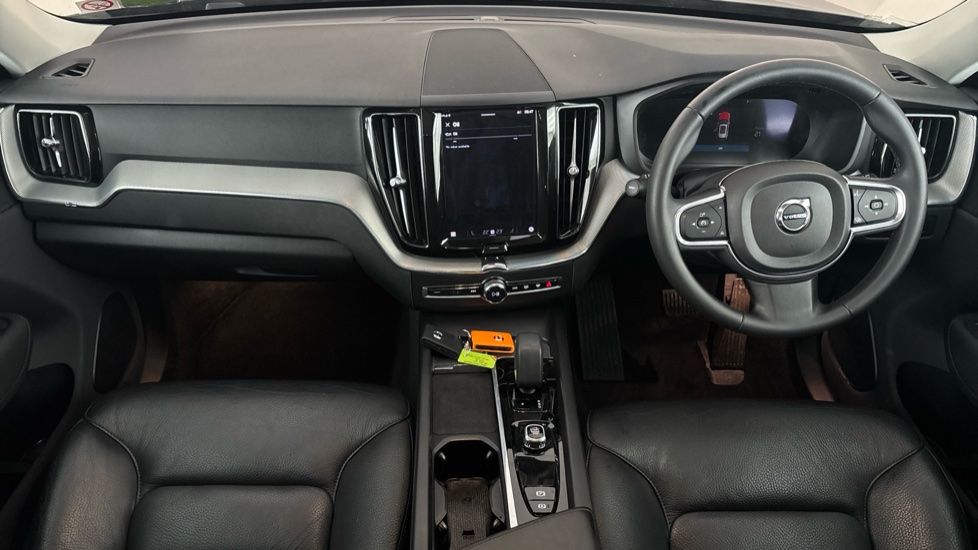 VOLVO XC60 Image 11