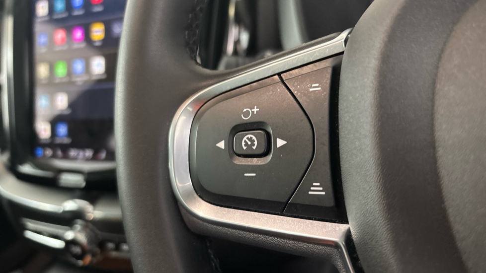 VOLVO XC60 Cruise control
