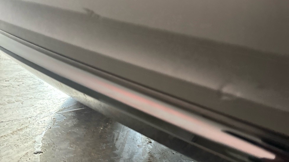 VOLVO XC40 scratches