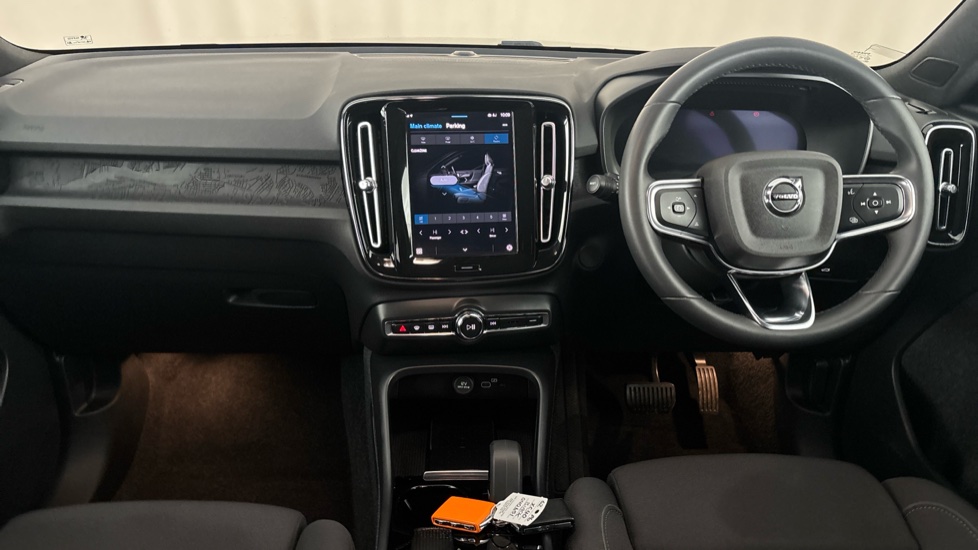 VOLVO XC40 Image 11