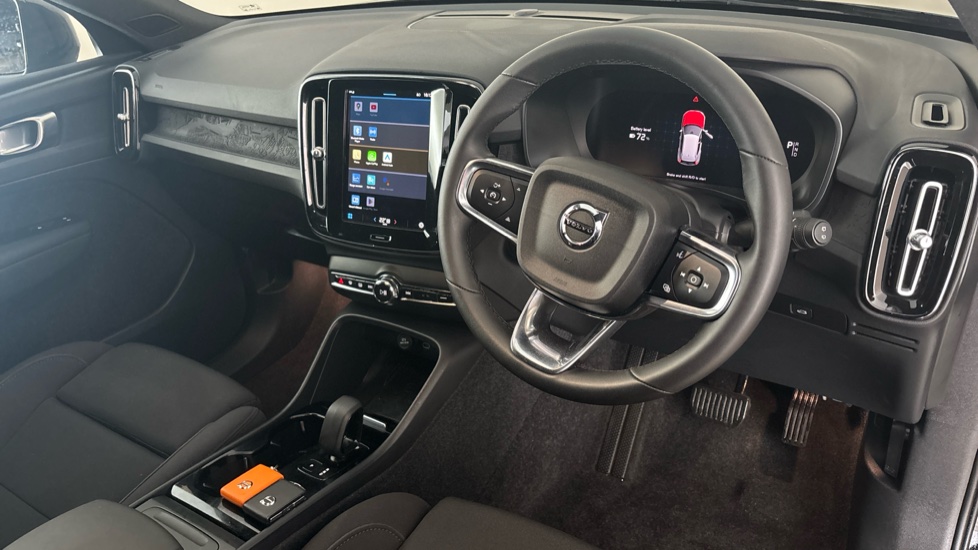 VOLVO XC40 Image 9