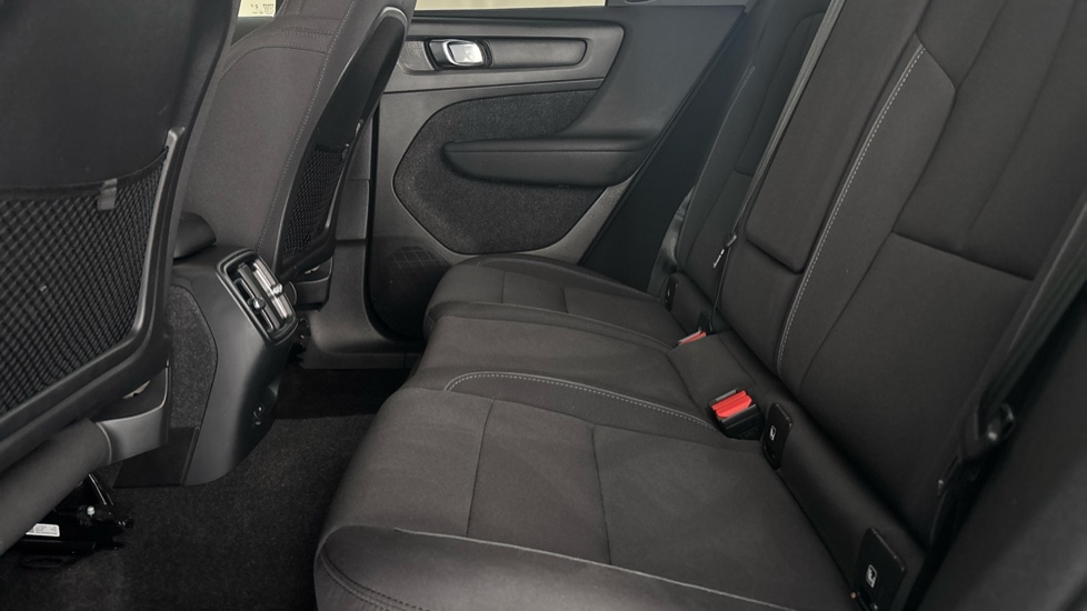 VOLVO XC40 Image 14