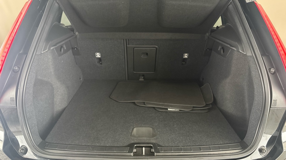 VOLVO XC40 Image 15