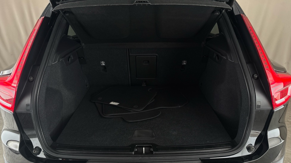 VOLVO XC40 Image 15