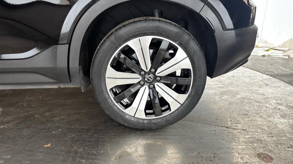 VOLVO XC40 Image 18