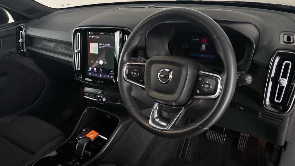 VOLVO XC40 Image 9
