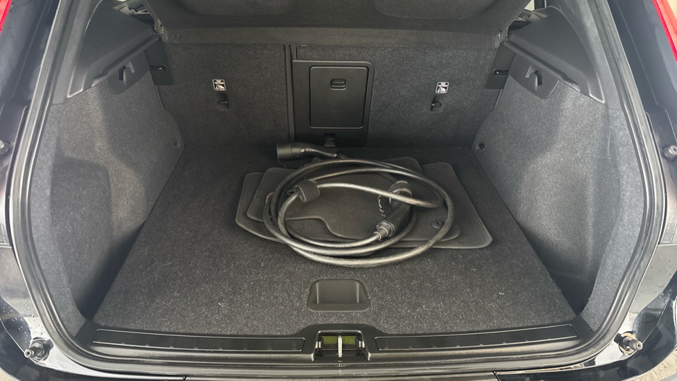 VOLVO XC40 Image 15