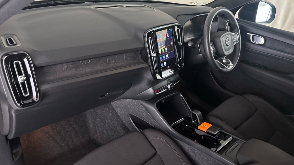 VOLVO XC40 Image 10