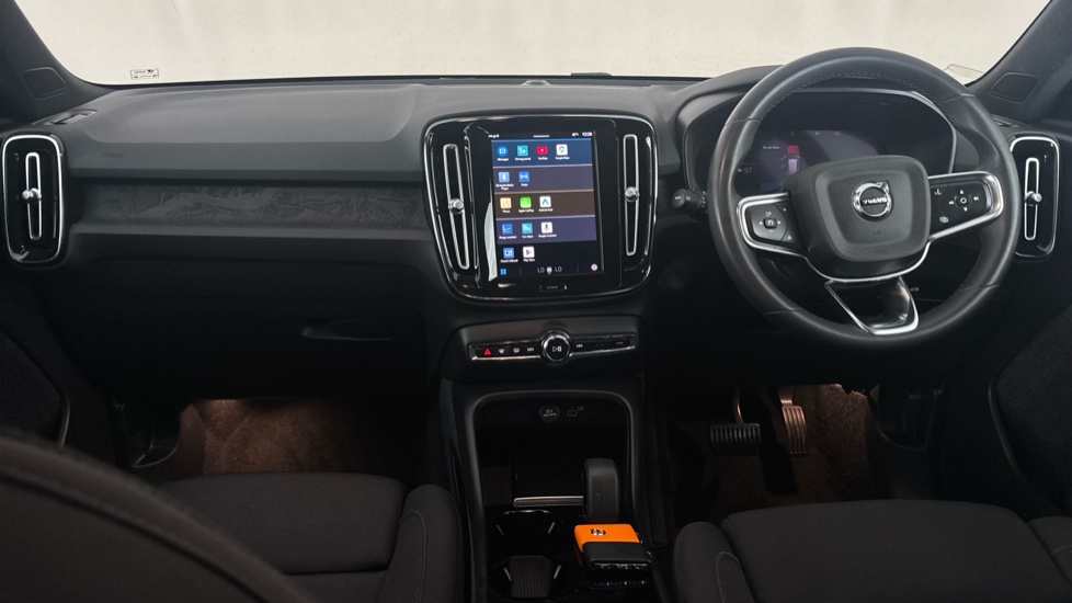 VOLVO XC40 Image 11