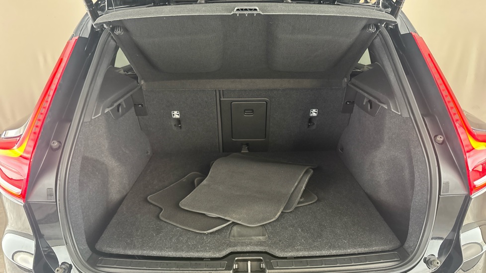 VOLVO XC40 Image 15
