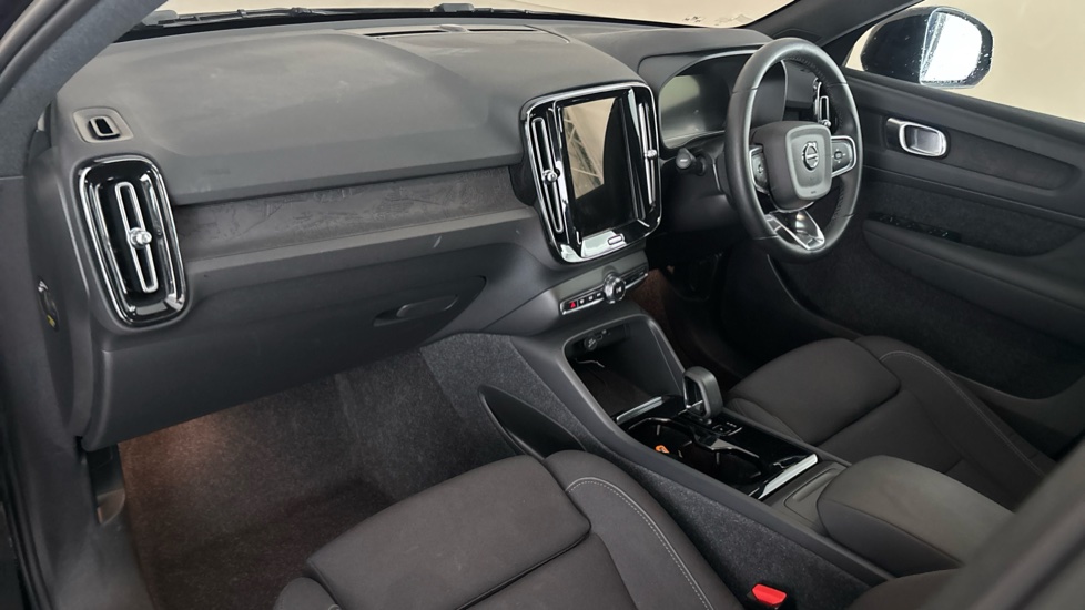VOLVO XC40 Image 10