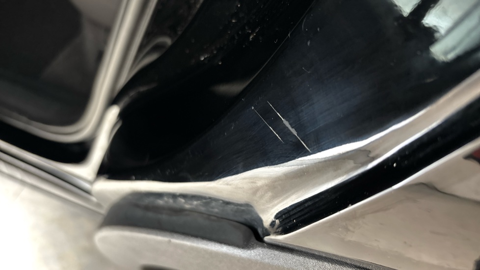 VOLVO XC40 Scratches