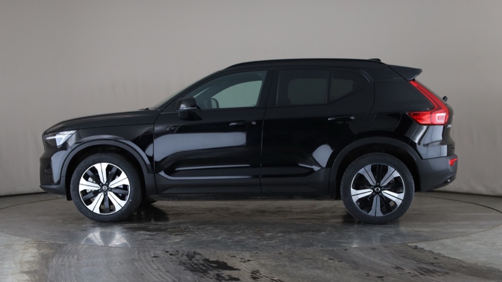 VOLVO XC40 Image 2