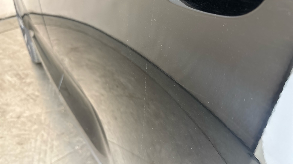 VOLVO XC40 dent