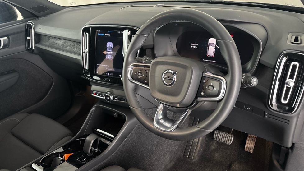 VOLVO XC40 Image 9