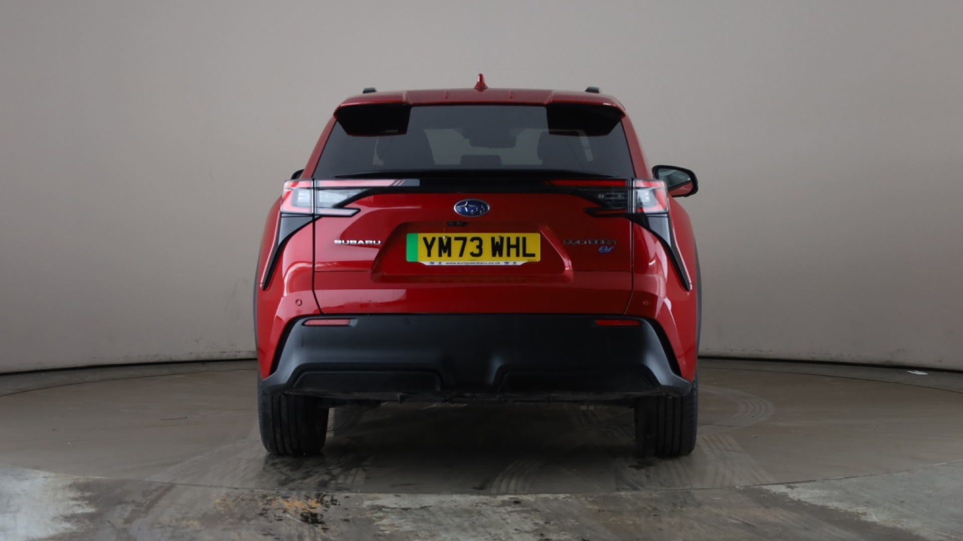 4020618 150kW Touring 71.4kWh 5dr Auto AWD