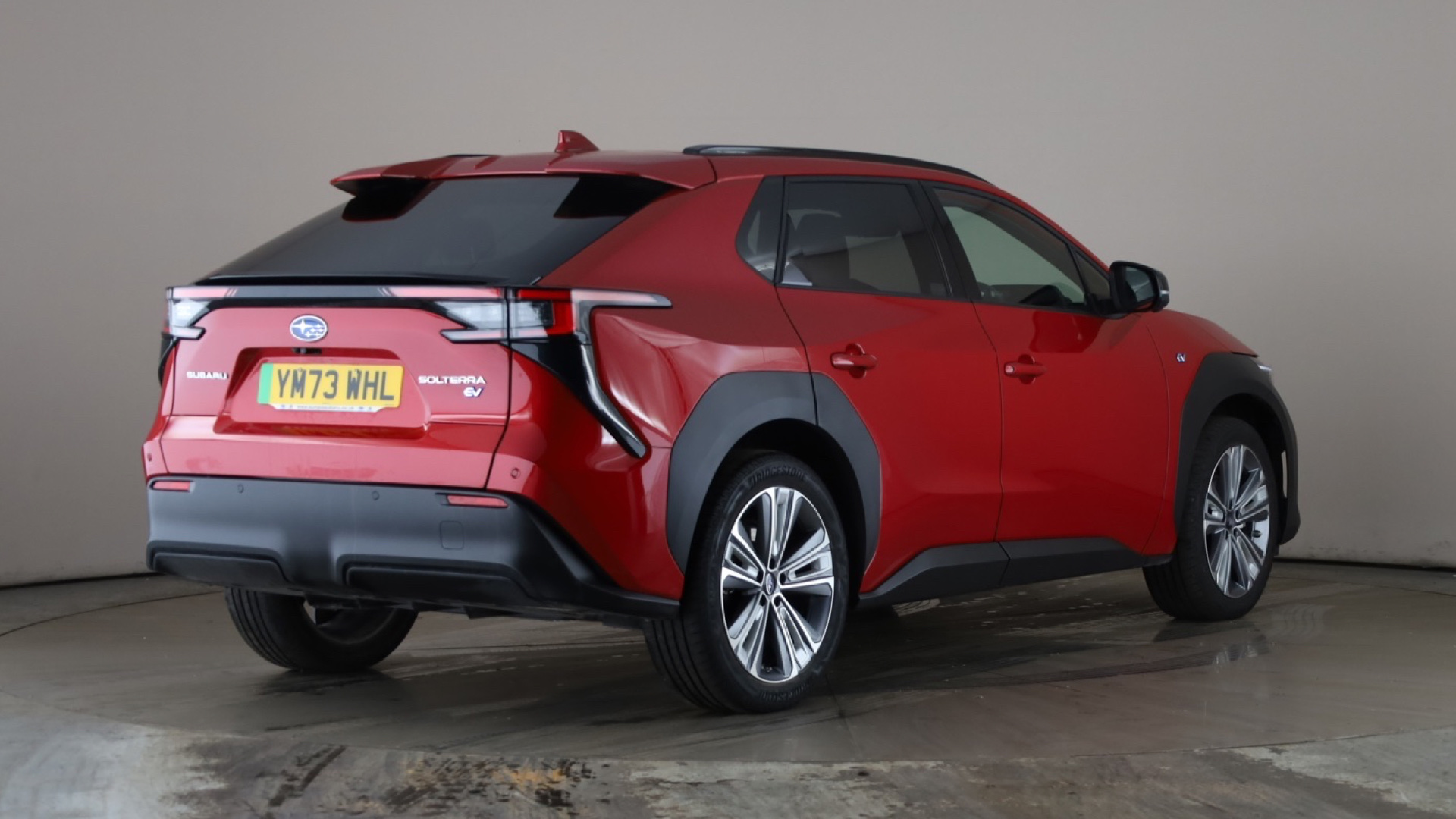 4020618 150kW Touring 71.4kWh 5dr Auto AWD