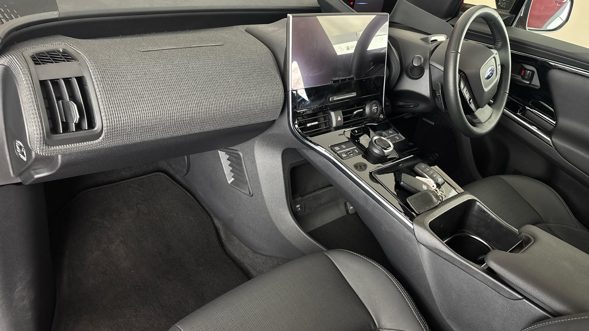 4020618 150kW Touring 71.4kWh 5dr Auto AWD