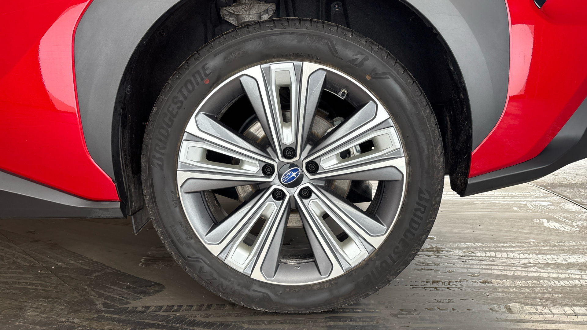 4020618 150kW Touring 71.4kWh 5dr Auto AWD