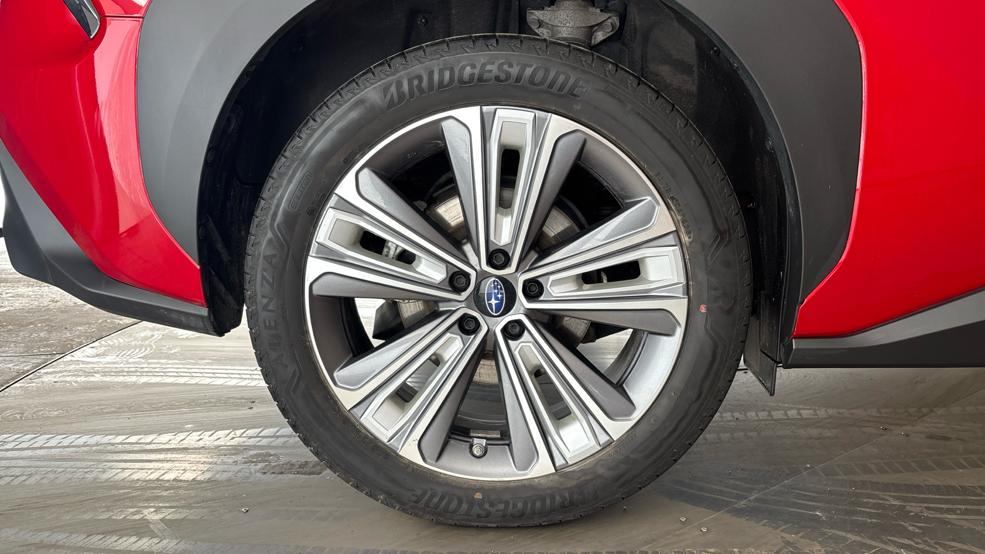 4020618 150kW Touring 71.4kWh 5dr Auto AWD