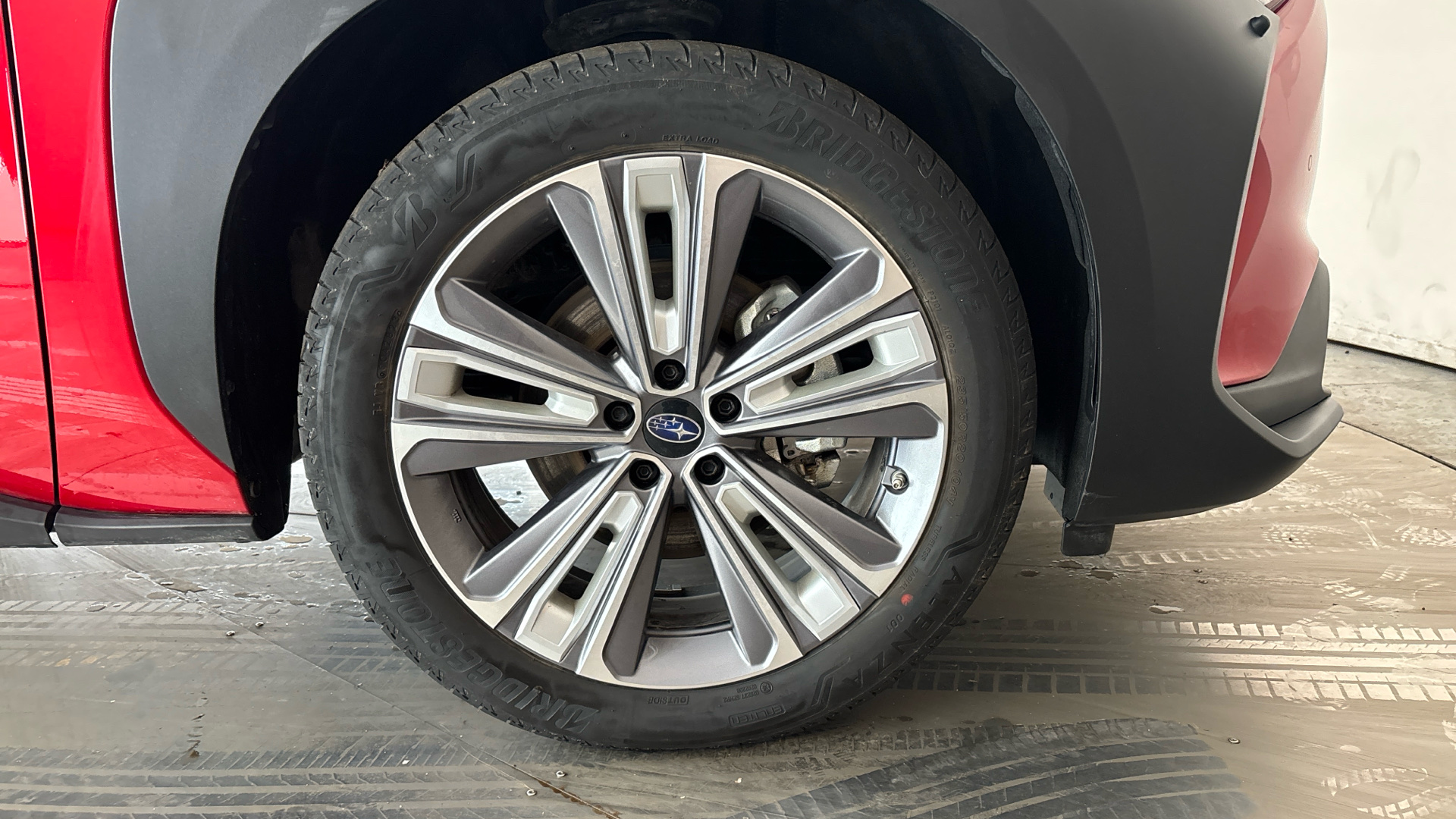 4020618 150kW Touring 71.4kWh 5dr Auto AWD