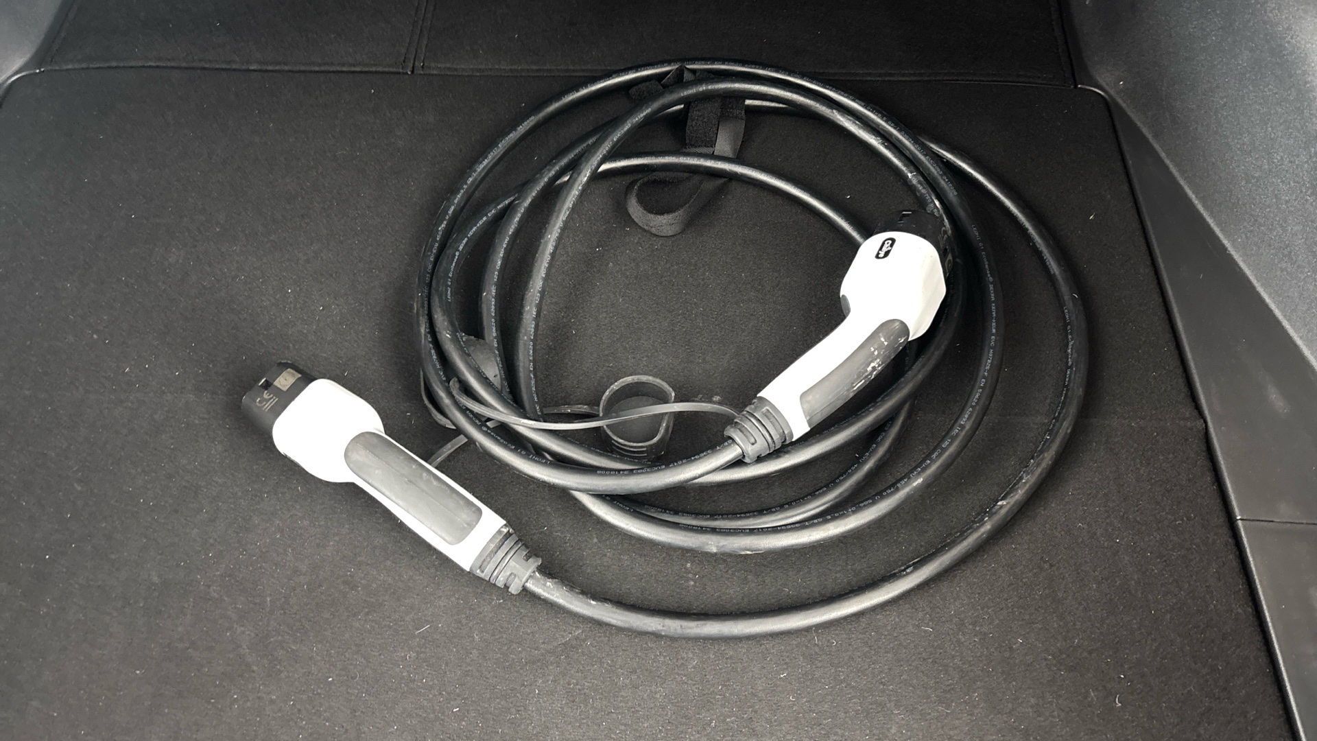 4020618 150kW Touring 71.4kWh 5dr Auto AWD