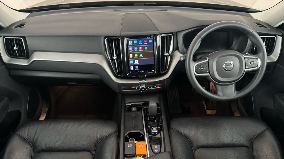 VOLVO XC60 Image 11