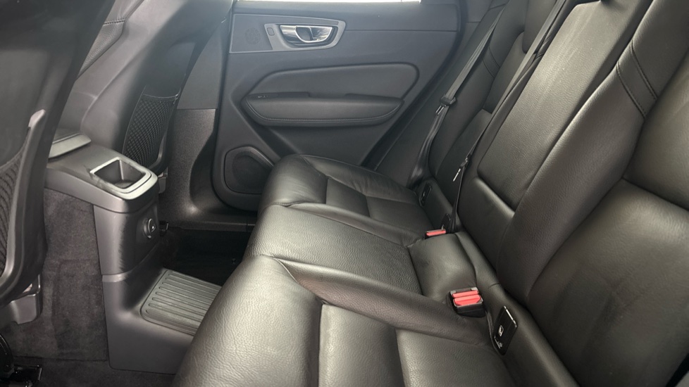 VOLVO XC60 Image 14