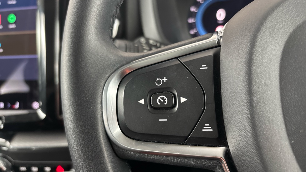 VOLVO XC60 Cruise control