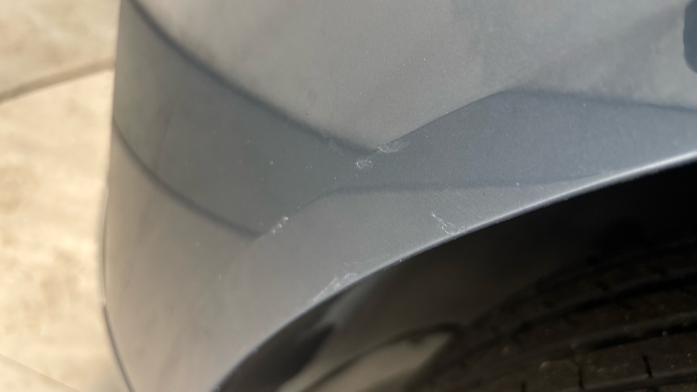 VOLVO XC60 Scuff