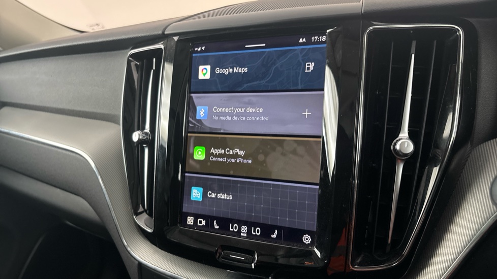 VOLVO XC60 Image 12