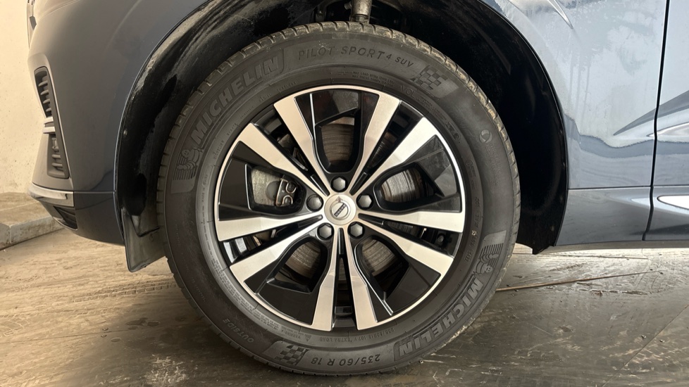 VOLVO XC60 Image 17